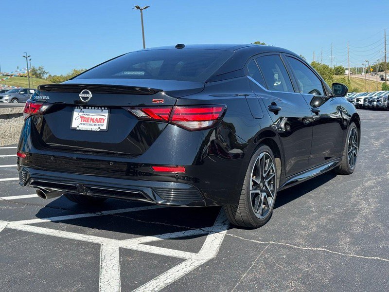 Used 2024 Nissan Sentra SR w/ SR Premium Package FWD image 3