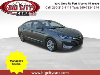 Used 2019 Hyundai Elantra SE video 1