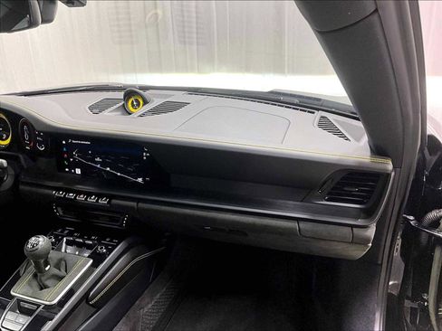 Used 2023 Porsche 911 Carrera GTS image 27