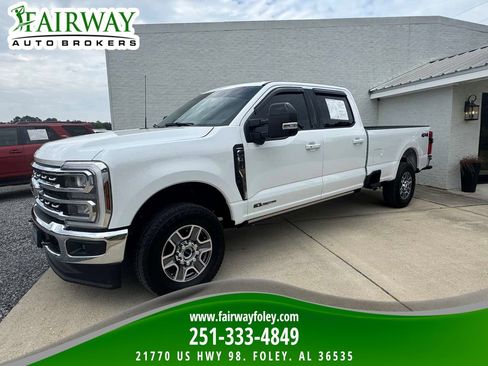 Used 2025 Ford F250 Lariat AWD/4WD image 1