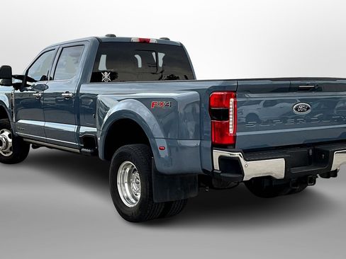 Used 2023 Ford F350 Lariat w/ Lariat Ultimate Package image 10
