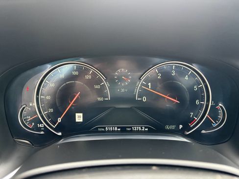 Used 2017 BMW 750i xDrive image 37