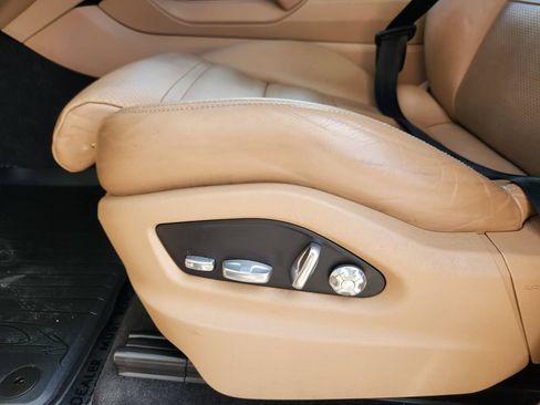 Used 2019 Porsche Cayenne AWD/4WD image 14