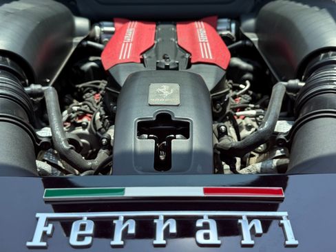 Used 2016 Ferrari 488 GTB image 75