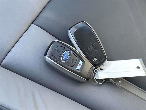 Used 2024 Subaru Outback Onyx Edition image 32