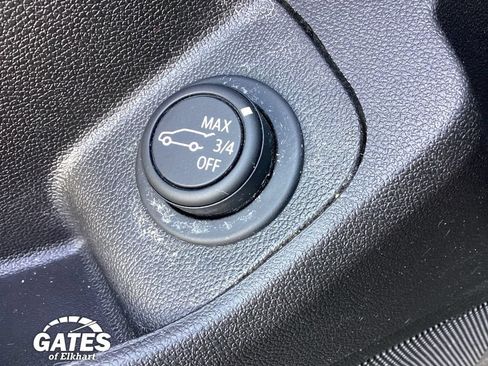 Used 2023 GMC Terrain SLE w/ Driver Convenience Package FWD image 23