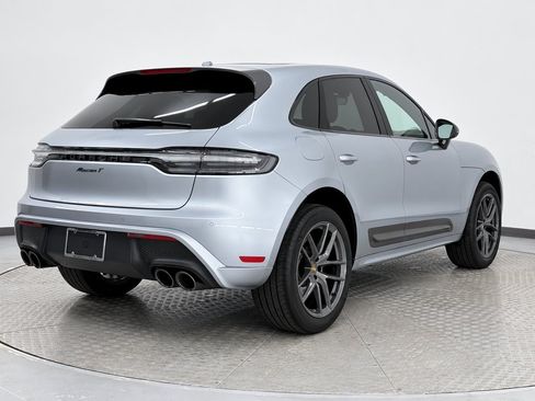 Used 2025 Porsche Macan AWD/4WD image 9