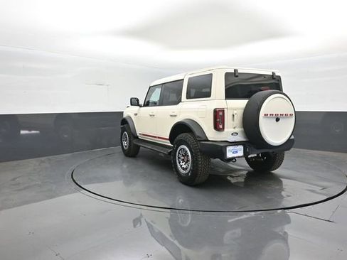 New 2026 Ford Bronco Outer Banks AWD/4WD image 5