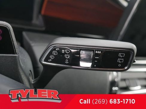 Used 2022 Lincoln Navigator Reserve AWD/4WD image 23