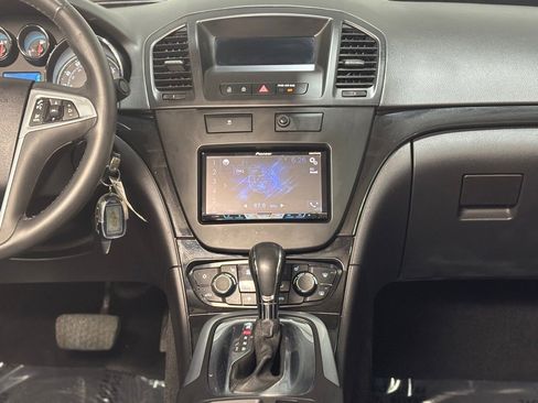 Used 2011 Buick Regal CXL w/ RL2 Preferred Equipment Group image 15