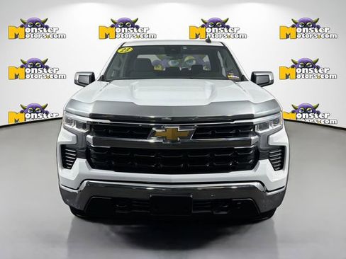 Used 2023 Chevrolet Silverado 1500 LT image 2