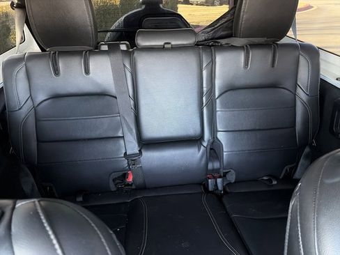 Used 2023 Jeep Wrangler Unlimited Sahara w/ Cold Weather Group image 25