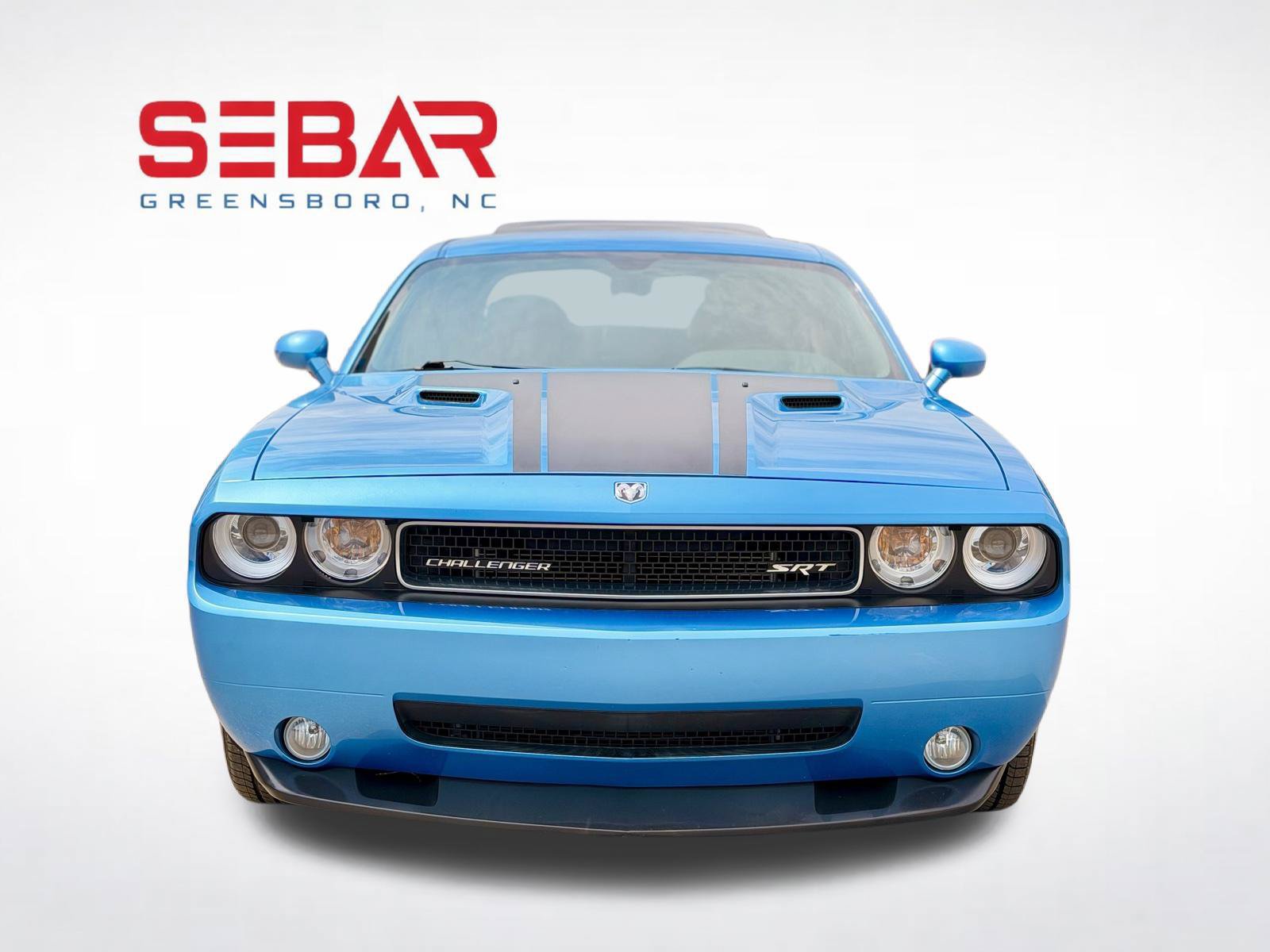 Used 2009 Dodge Challenger SRT8 w/ SRT Option Group II RWD image 5
