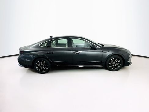 Used 2025 Hyundai Sonata SEL FWD image 10