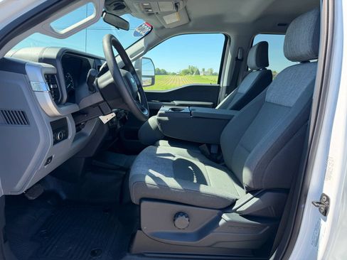 Used 2025 Ford F550 4x4 Crew Cab image 9