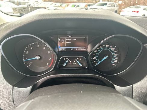 Used 2012 Ford Focus Titanium image 16