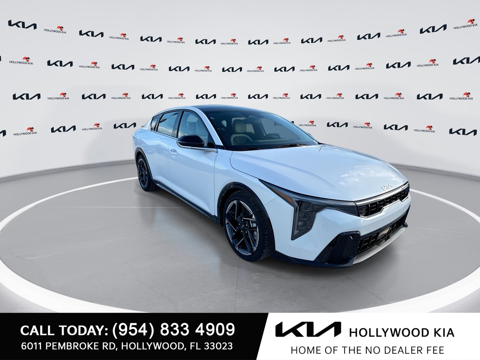 New 2026 Kia K4 GT-Line Turbo w/ GT-Line Premium Package FWD image 2