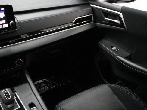 Used 2022 Mitsubishi Outlander ES image 26