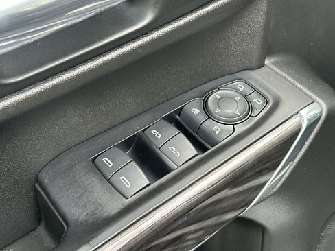 Used 2019 Chevrolet Silverado 1500 LTZ w/ LTZ Plus Package image 15