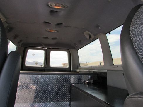 Used 2003 Ford E-150 and Econoline 150 Wagon image 21