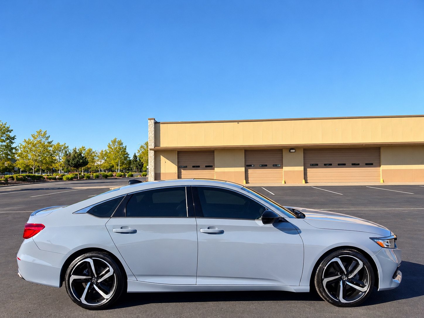Used 2022 Honda Accord Sport image 8