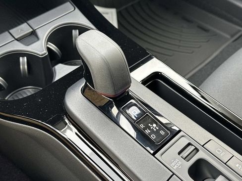 New 2026 Toyota Prius Plug-In Hybrid FWD image 29