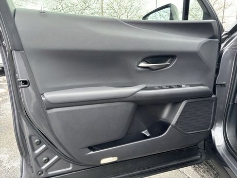 Used 2024 Lexus UX 250h F Sport image 11