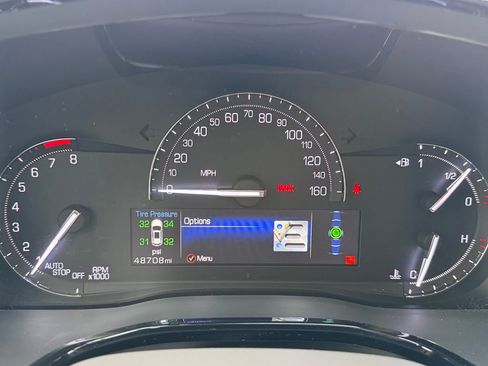 Used 2018 Cadillac XT5 Luxury w/ Driver Awareness Package image 24