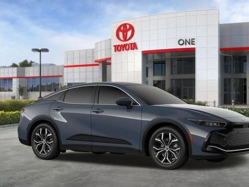 New 2026 Toyota Crown AWD/4WD image 17