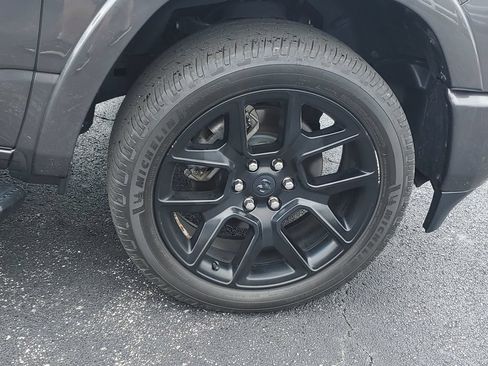 Used 2020 RAM 1500 Laramie AWD/4WD image 6