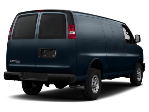 Used 2015 Chevrolet Express 2500 w/ Cold Climate Package image 33