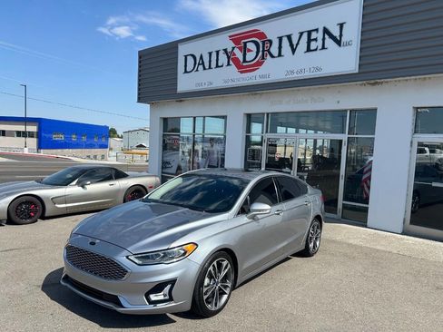 Used 2020 Ford Fusion Titanium image 1