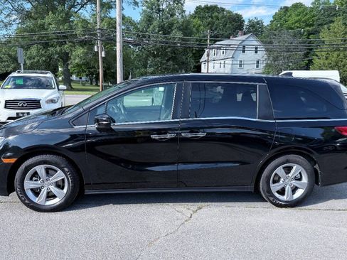 Used 2018 Honda Odyssey EX image 8
