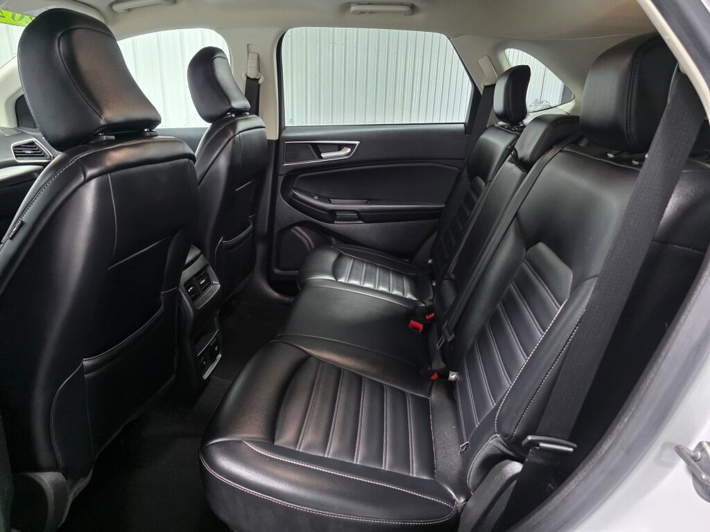 Used 2023 Ford Edge SEL w/ Convenience Package AWD/4WD image 10