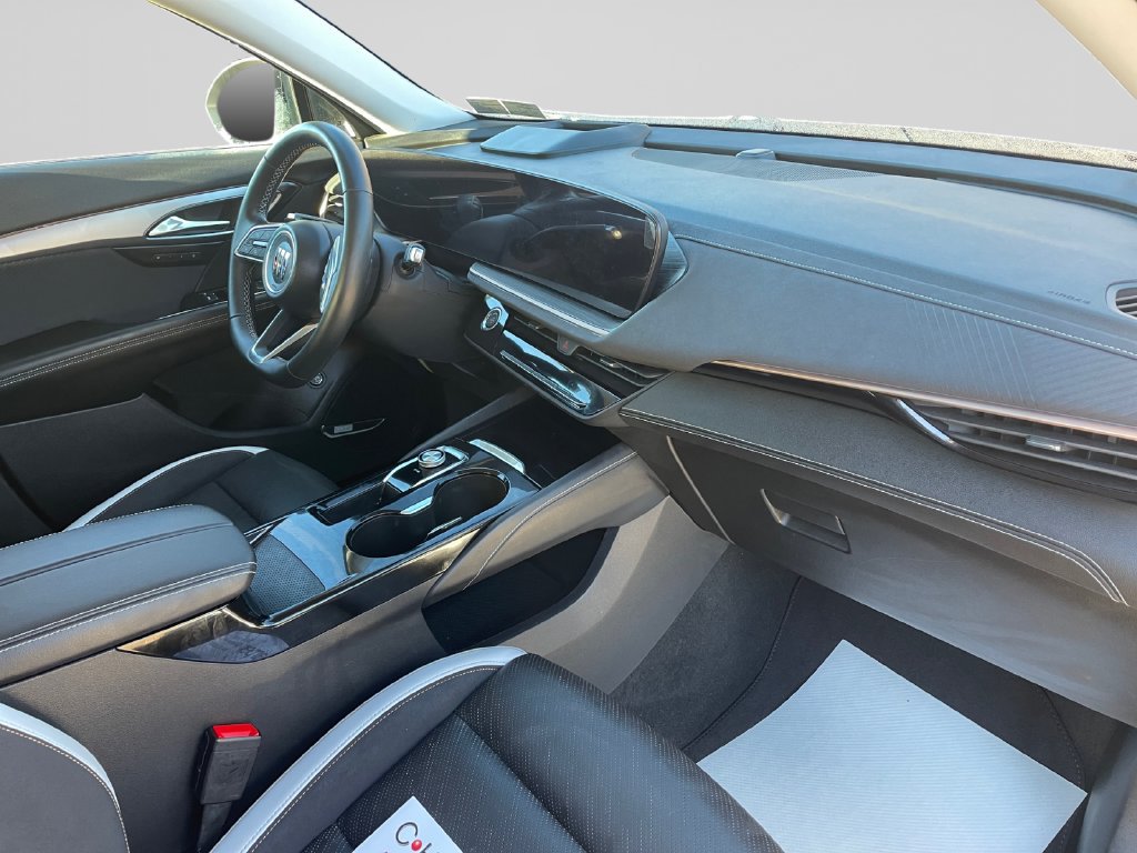Used 2025 Buick Envision Sport Touring AWD/4WD image 10