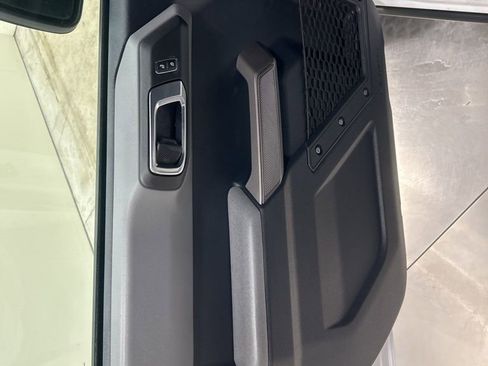 Certified 2022 Ford Bronco Black Diamond image 15