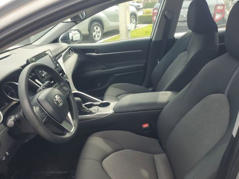 Used 2023 Toyota Camry LE FWD image 15