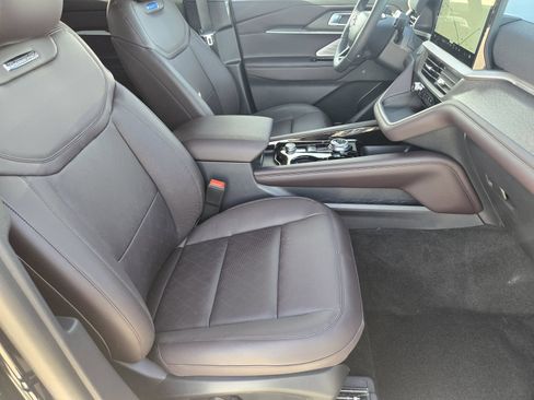 New 2026 Ford Explorer Platinum RWD image 15