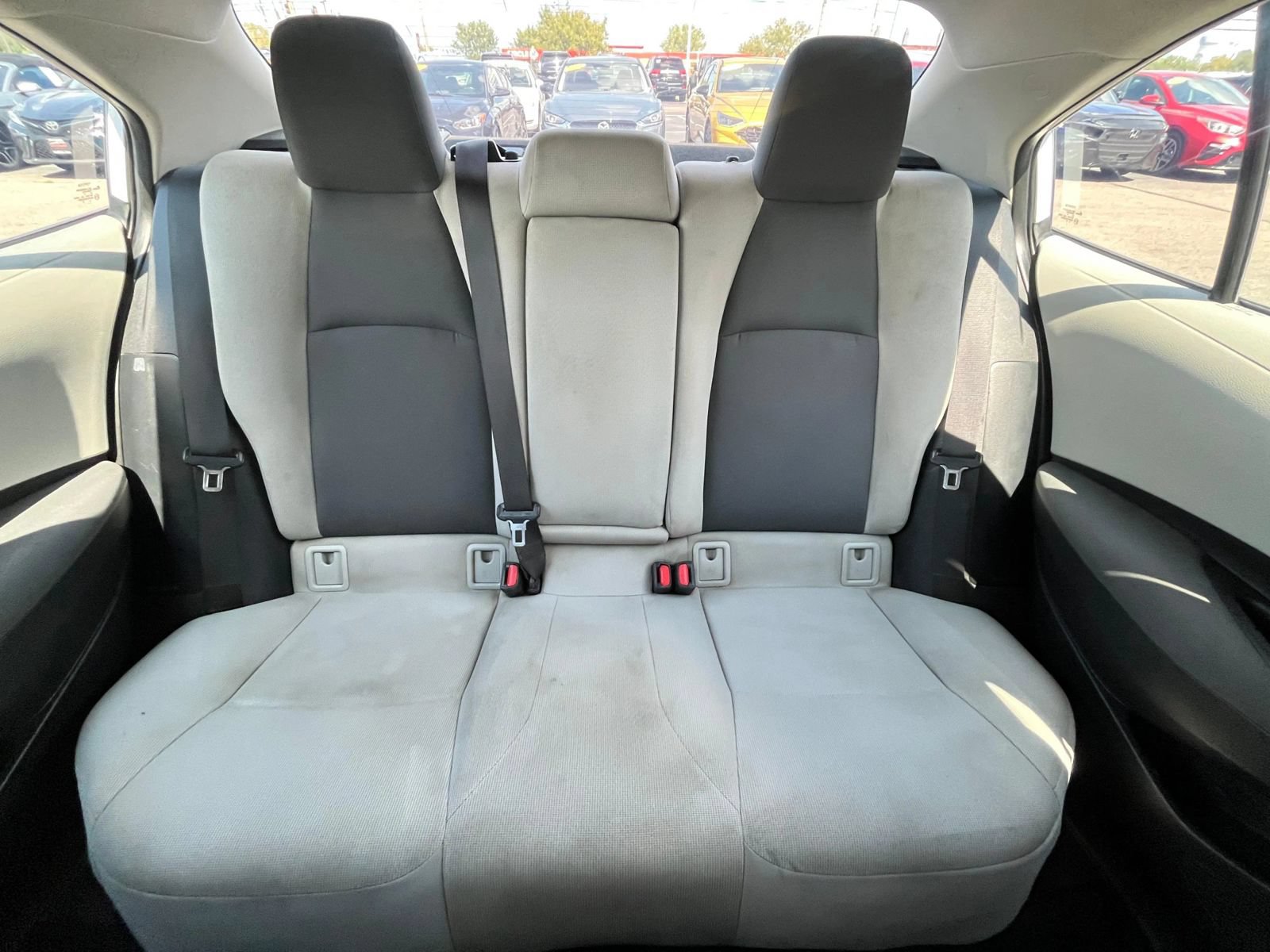 Used 2021 Toyota Corolla LE FWD image 36