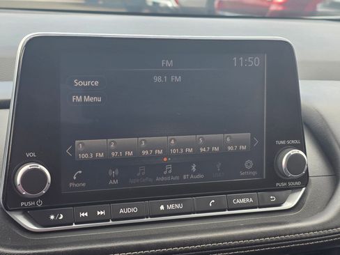 Used 2024 Nissan Rogue SV image 21