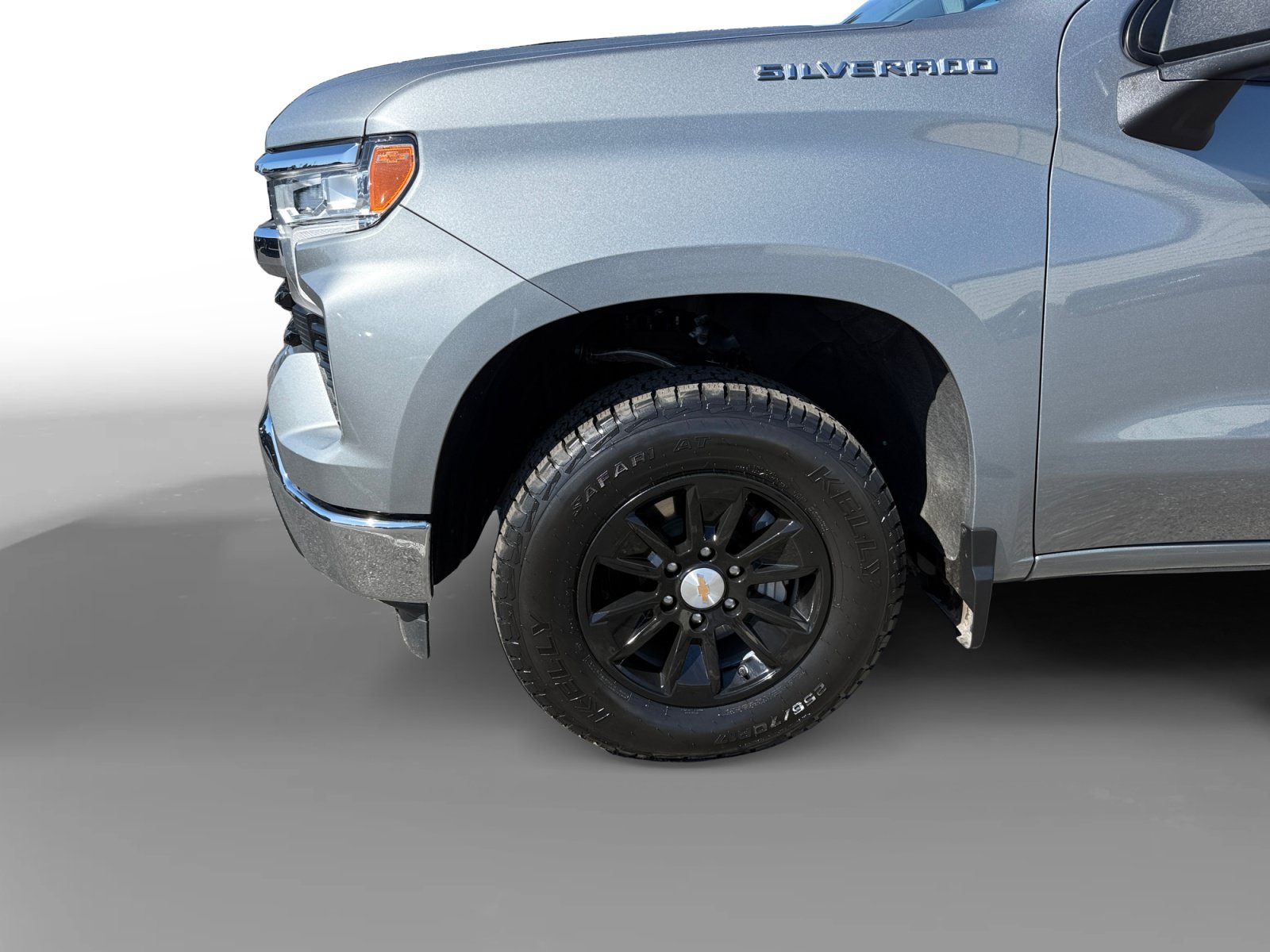 Used 2025 Chevrolet Silverado 1500 LT RWD image 9