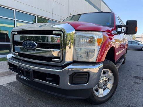 Used 2015 Ford F250 XLT AWD/4WD image 2