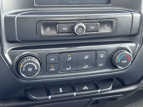 Used 2018 Chevrolet Silverado 1500 W/T image 21