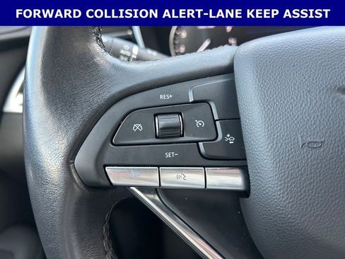 Used 2025 Cadillac XT6 Luxury image 13