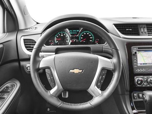 Used 2016 Chevrolet Traverse LT FWD image 10