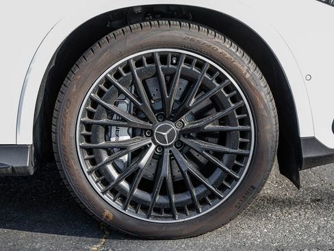 Used 2024 Mercedes-Benz GLC 43 AMG 4MATIC image 9