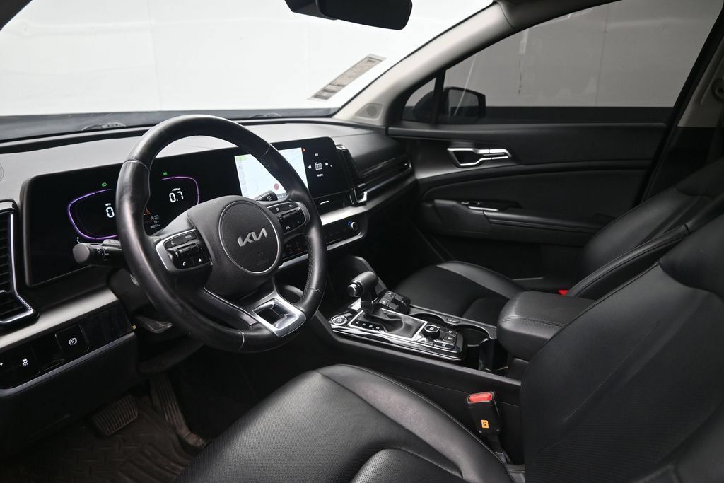 Used 2023 Kia Sportage EX FWD image 19