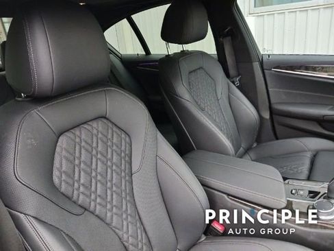 New 2023 BMW 530i w/ Convenience Package image 15