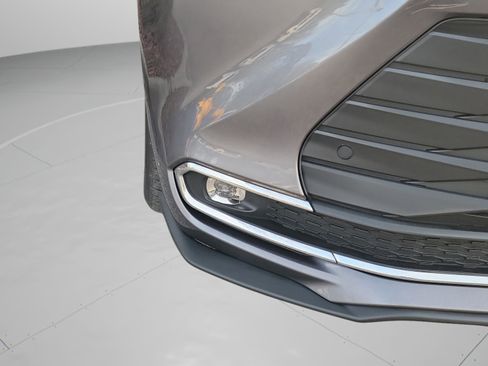 Used 2024 Toyota Sienna XLE image 17