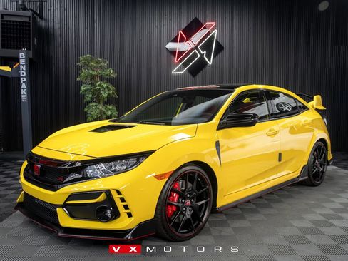 Used 2021 Honda Civic Type R Limited image 1